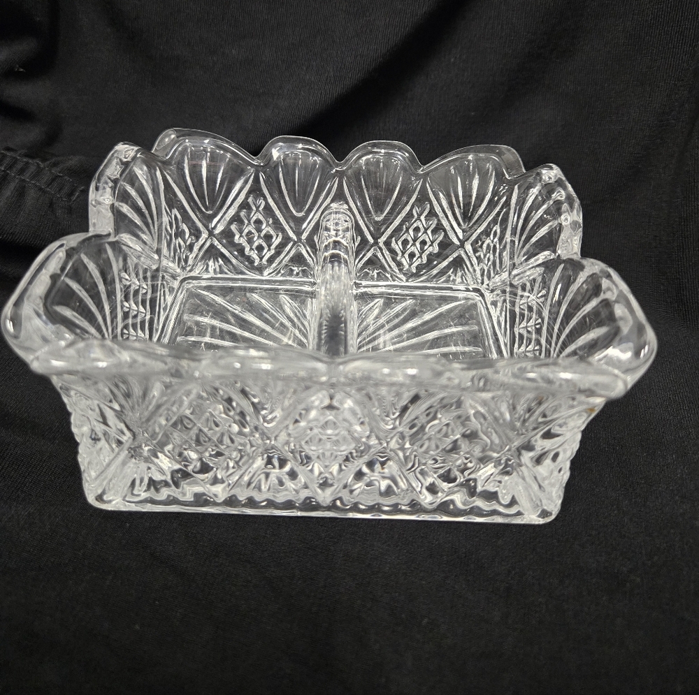 Source Unknown Clear Glass Bar Accessory